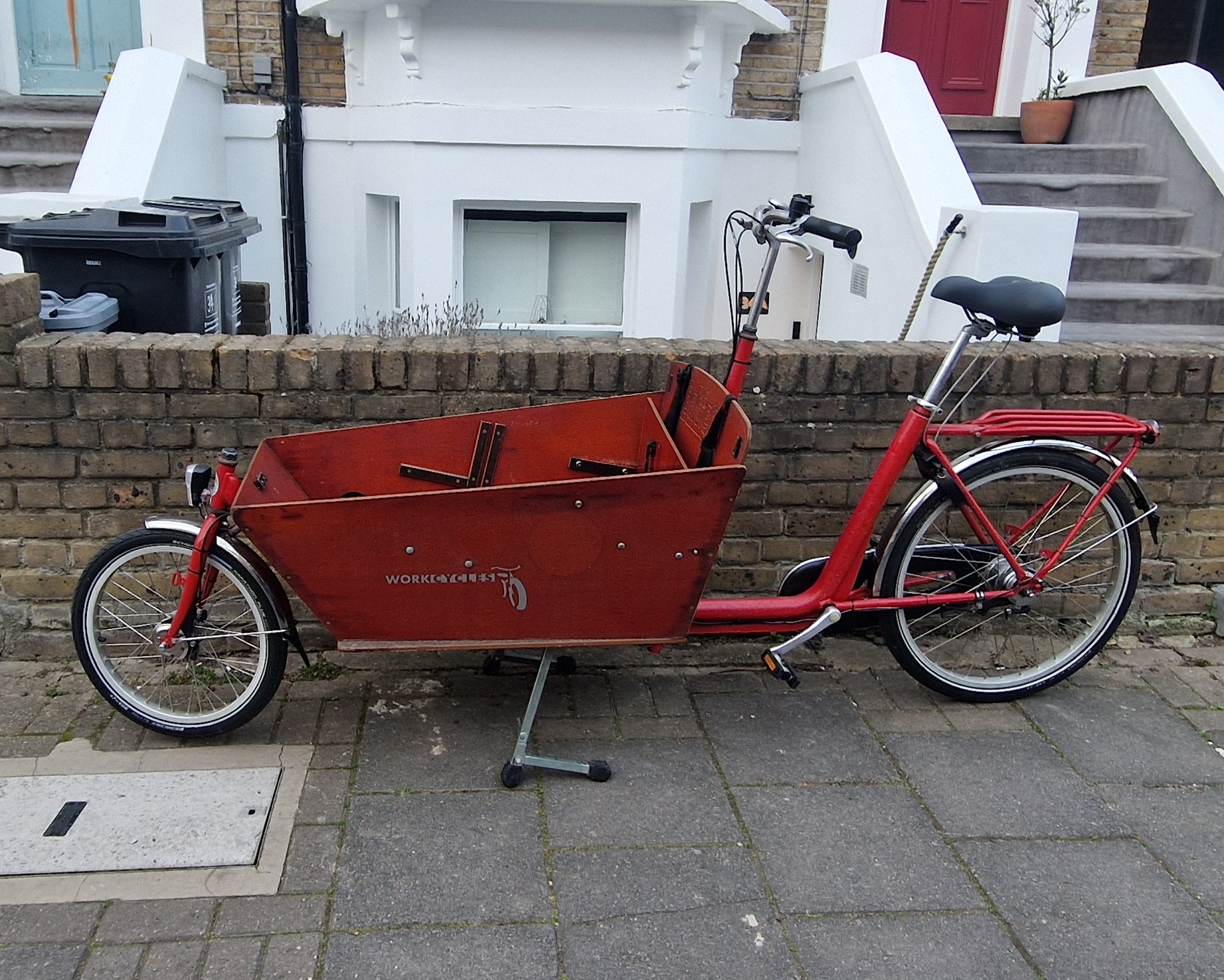 extra-large Workcycles Bakfiets cargo bike